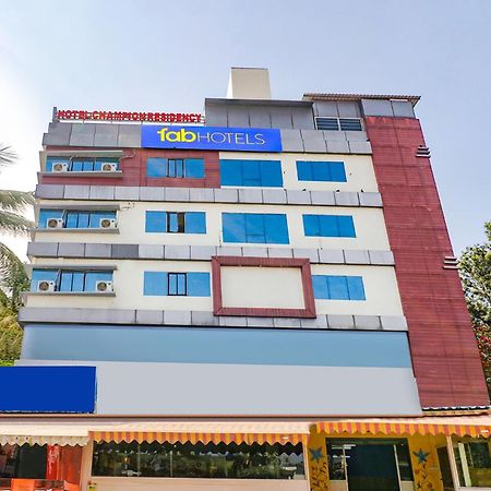 Fabhotel Champion Residency - Kr Puram バンガロール エクステリア 写真