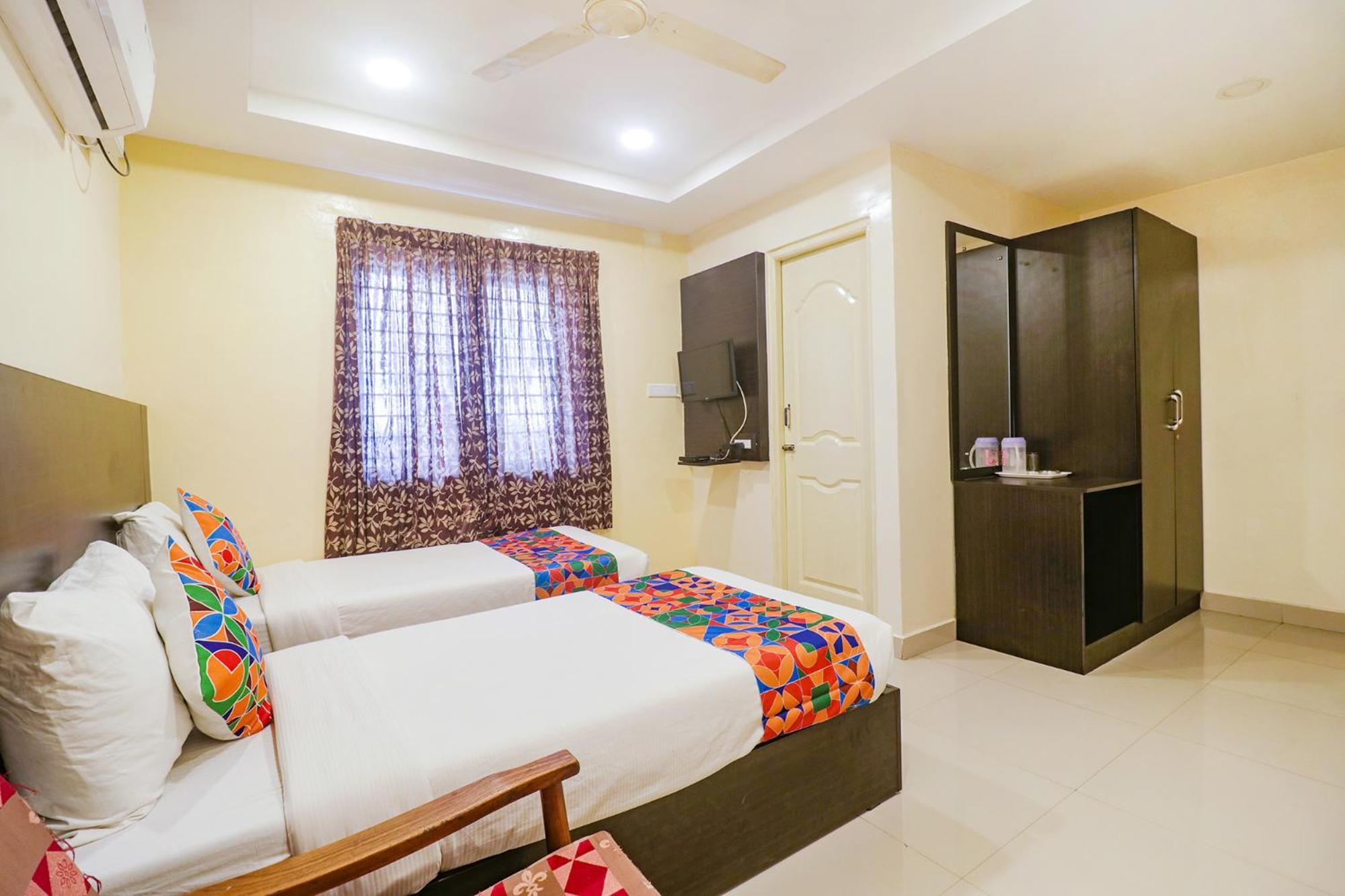 Fabhotel Champion Residency - Kr Puram バンガロール エクステリア 写真