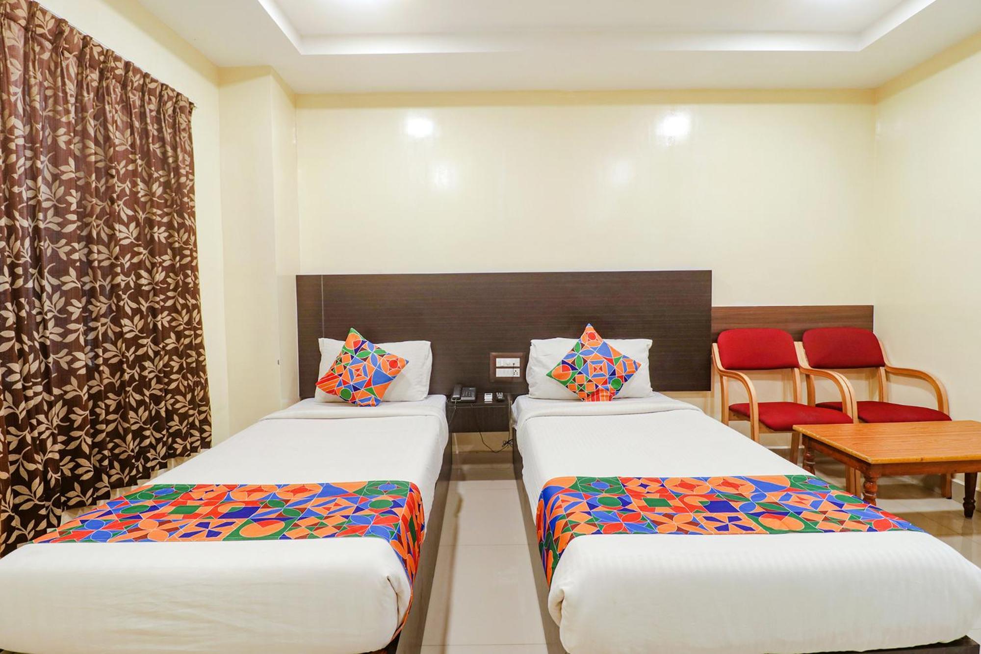 Fabhotel Champion Residency - Kr Puram バンガロール エクステリア 写真