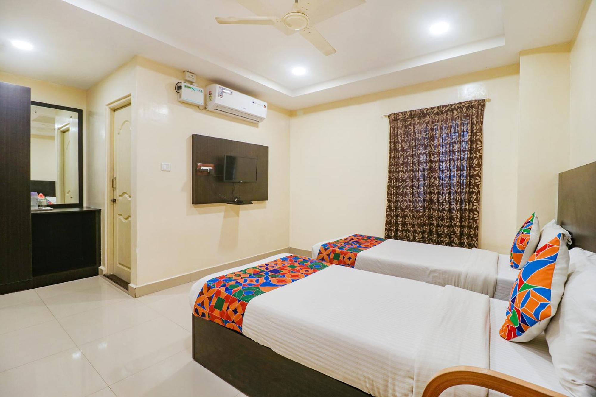Fabhotel Champion Residency - Kr Puram バンガロール エクステリア 写真