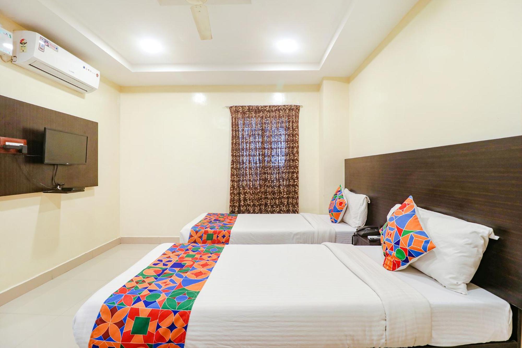 Fabhotel Champion Residency - Kr Puram バンガロール エクステリア 写真