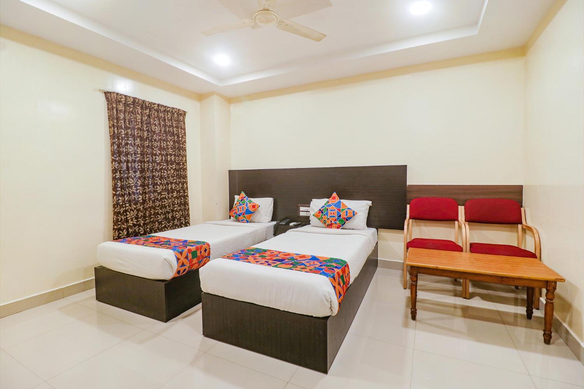 Fabhotel Champion Residency - Kr Puram バンガロール エクステリア 写真