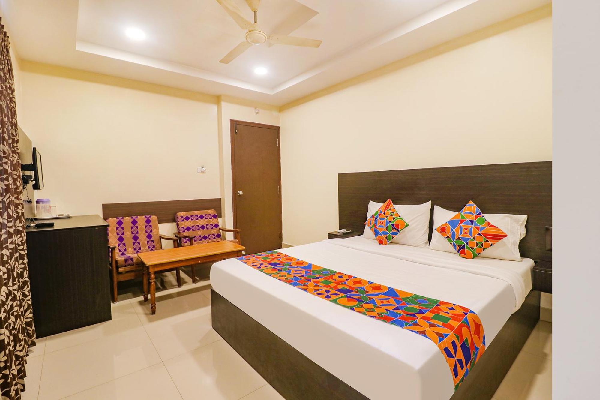 Fabhotel Champion Residency - Kr Puram バンガロール エクステリア 写真